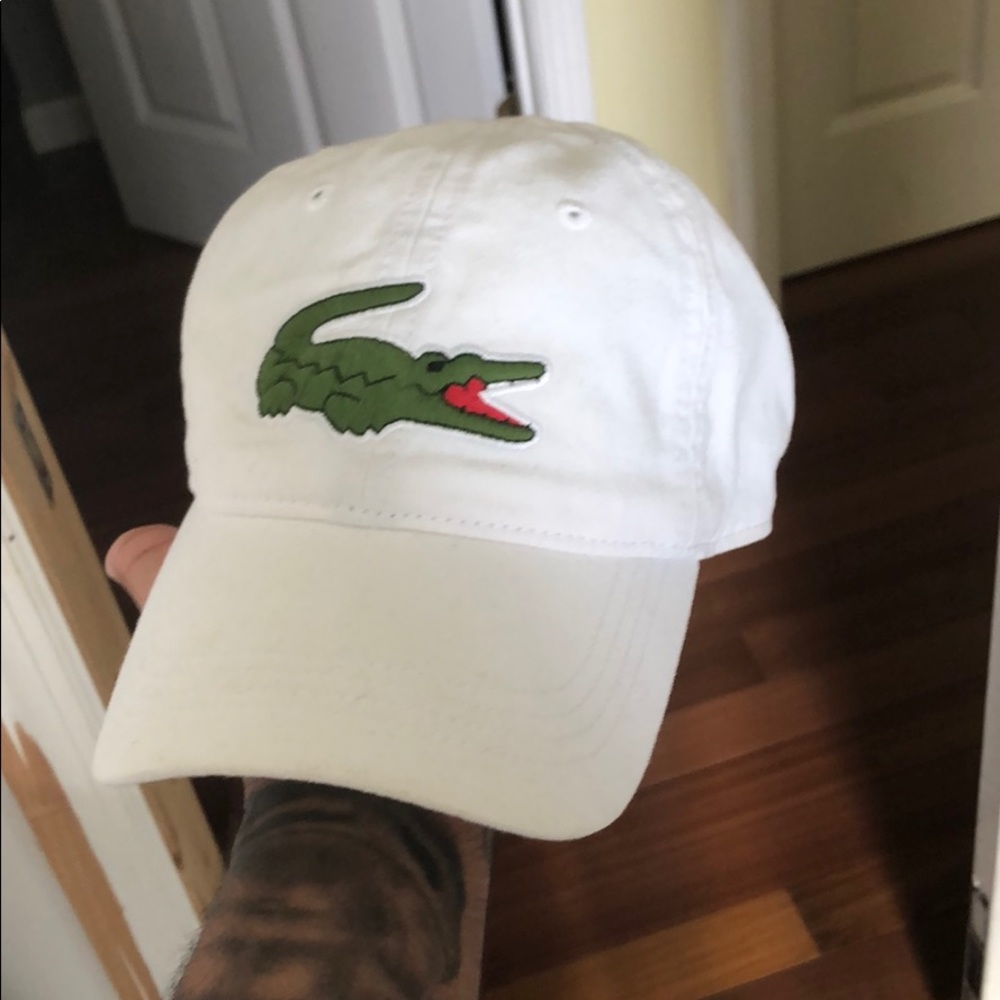 Lacoste hat